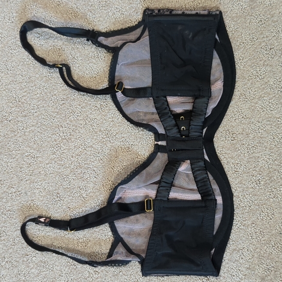 Victoria secret lace bra - Picture 3 of 5